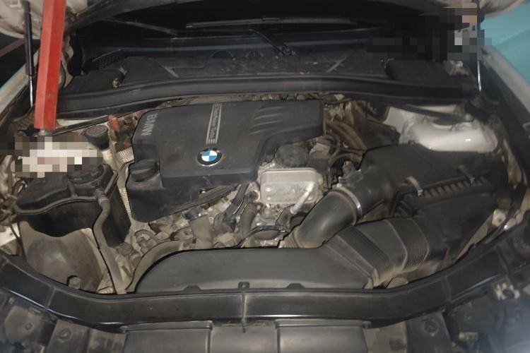 Used BMW X1 2014 sDrive18i Fashion Model Engine Bay