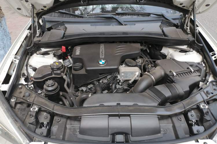 Used BMW X1 2014 xDrive20i X Design Package Engine Bay