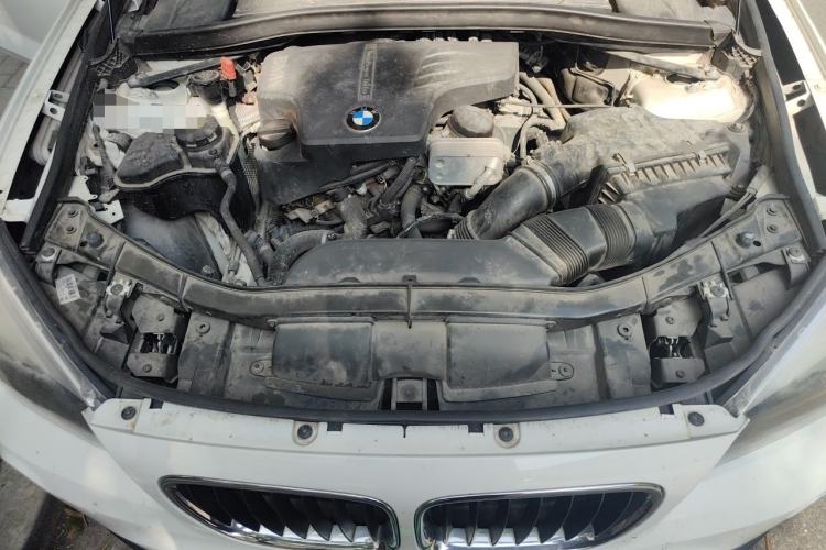 Used BMW X1 2014 sDrive18i Fashion Model Engine Bay