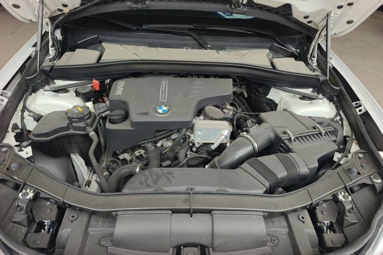 Used BMW X1 2014 sDrive18i Fashion Model Engine Bay