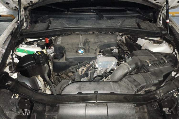 Used BMW X1 2014 sDrive18i Leading Model Engine Bay