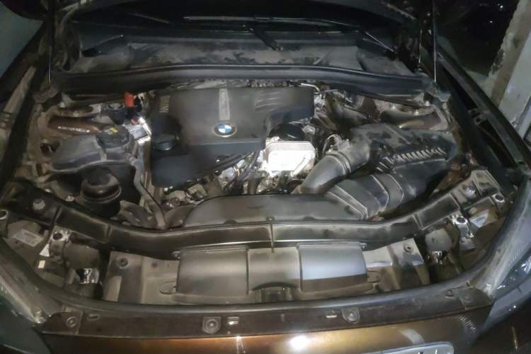 Used BMW X1 2014 xDrive20i Sports Design Package Engine Bay