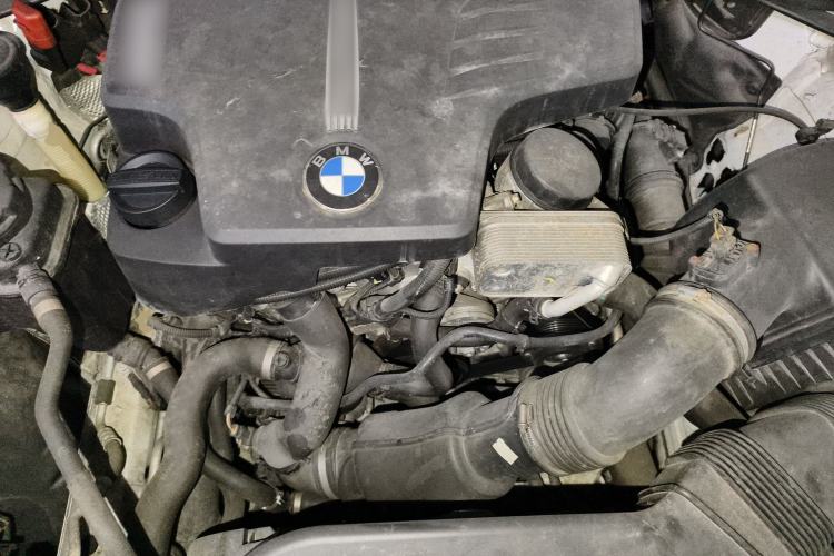 Used BMW X1 2014 sDrive18i Fashion Model Engine Bay