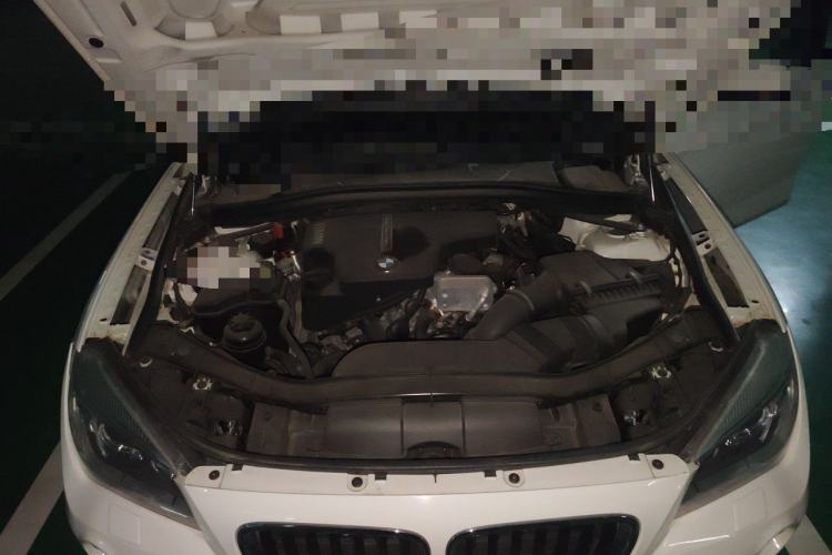 Used BMW X1 2014 xDrive20i Sports Design Package Engine Bay