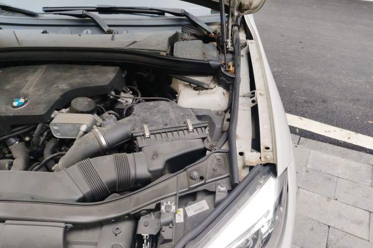 Used BMW X1 2014 sDrive18i Leading Model Engine Bay Left