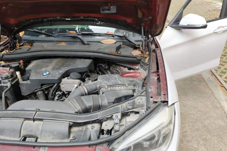 Used BMW X1 2014 sDrive18i Leading Model Engine Bay Left