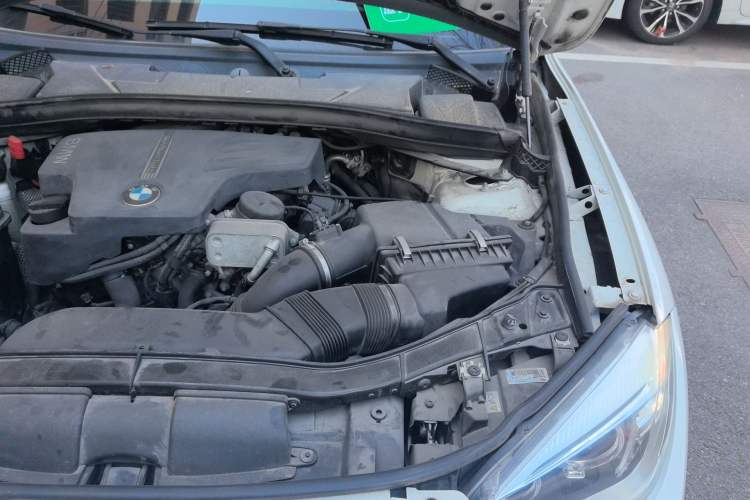 Used BMW X1 2014 sDrive18i Leading Model Engine Bay Left
