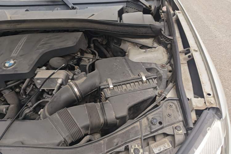 Used BMW X1 2014 sDrive18i Leading Model Engine Bay Left