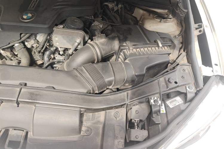 Used BMW X1 2014 sDrive18i Leading Model Engine Bay Left