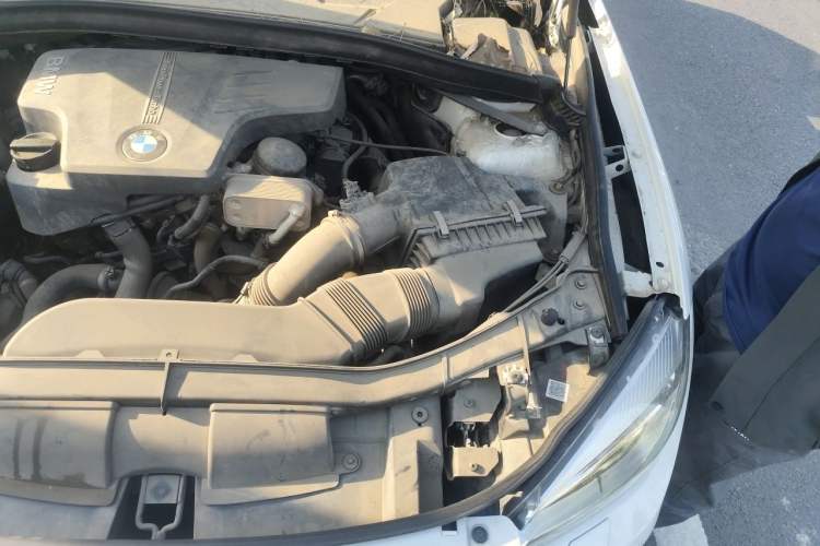 Used BMW X1 2014 sDrive18i Leading Model Engine Bay Left