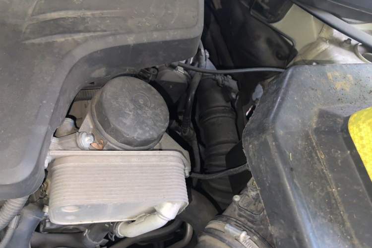 Used BMW X1 2014 sDrive18i Leading Model Engine Bay Left