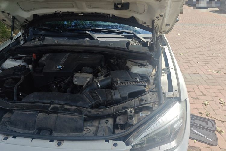 Used BMW X1 2014 xDrive20i Sports Design Package Engine Bay Left