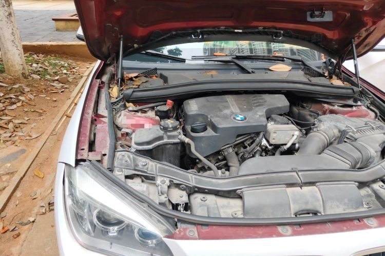 Used BMW X1 2014 sDrive18i Leading Model Engine Bay Right