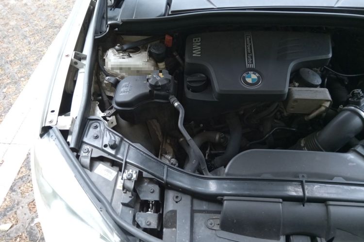 Used BMW X1 2014 sDrive18i Leading Model Engine Bay Right