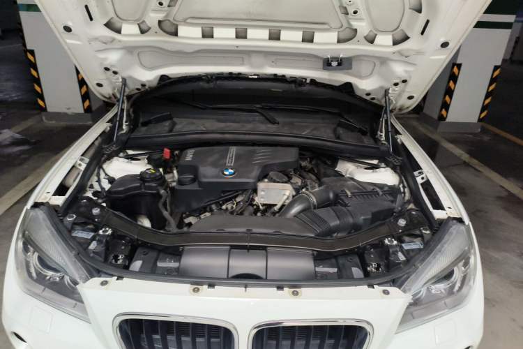 Used BMW X1 2014 sDrive18i Leading Model Engine Bay