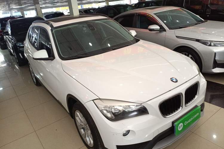 Used BMW X1 2014 sDrive18i manual model Exterior 2