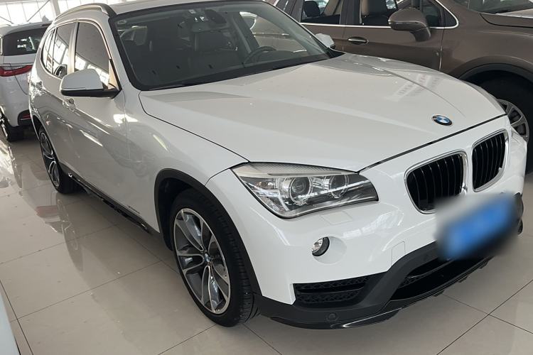 Used BMW X1 2014 xDrive20i Sports Design Package Exterior 2