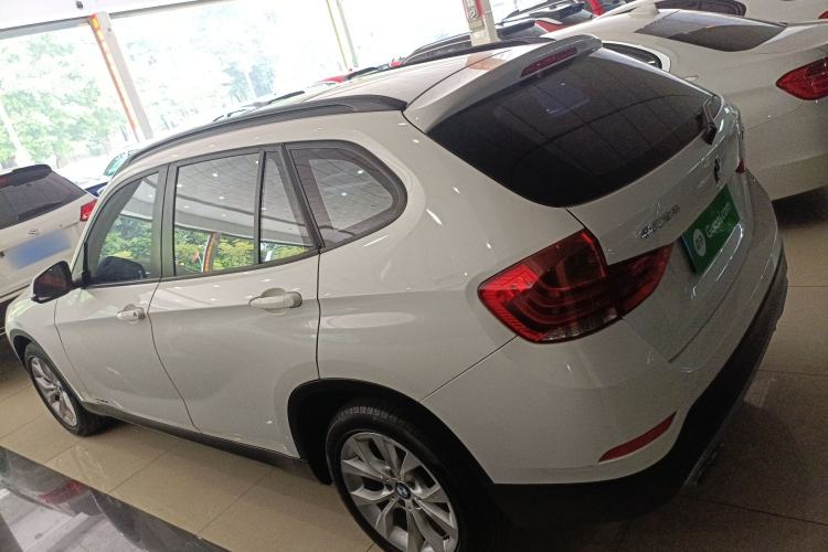 Used BMW X1 2014 sDrive18i manual model Exterior 3