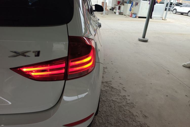 Used BMW X1 2014 sDrive18i Fashion Model Exterior 3