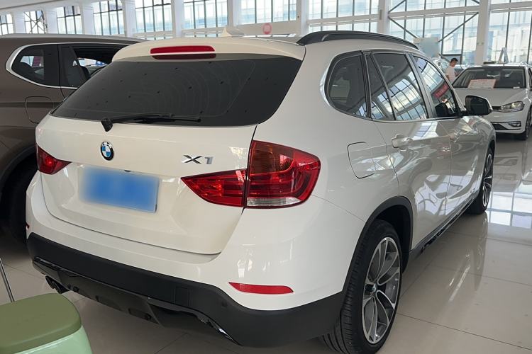 Used BMW X1 2014 xDrive20i Sports Design Package Exterior 3