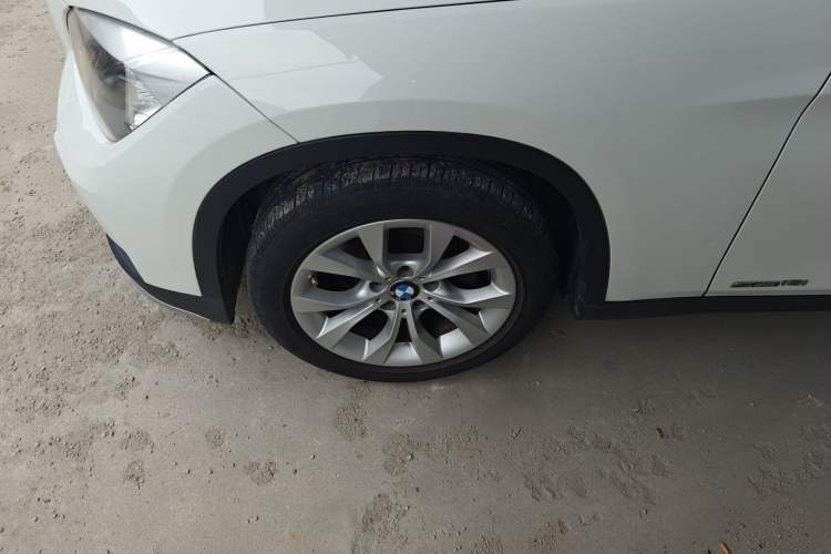 Used BMW X1 2014 sDrive18i Fashion Model Exterior 4