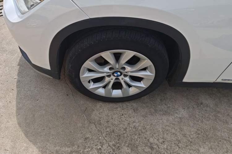 Used BMW X1 2014 sDrive18i Fashion Model Exterior 4