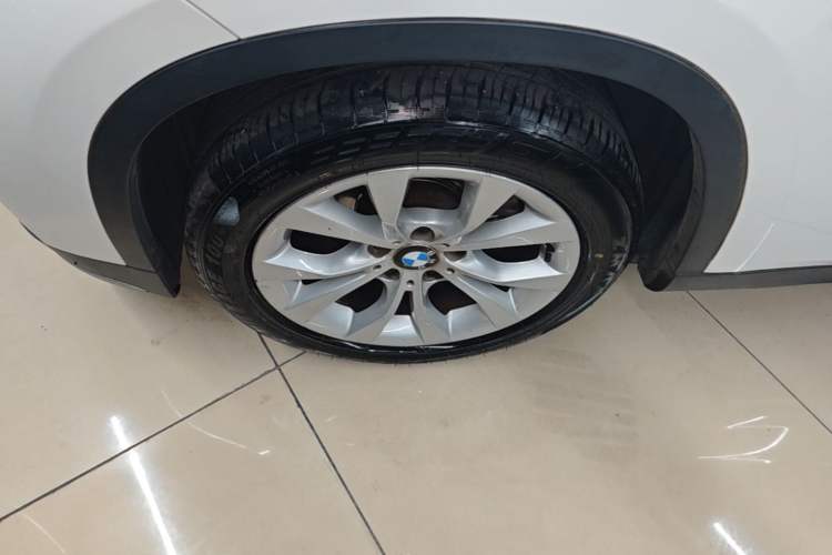 Used BMW X1 2014 sDrive18i Fashion Model Exterior 4