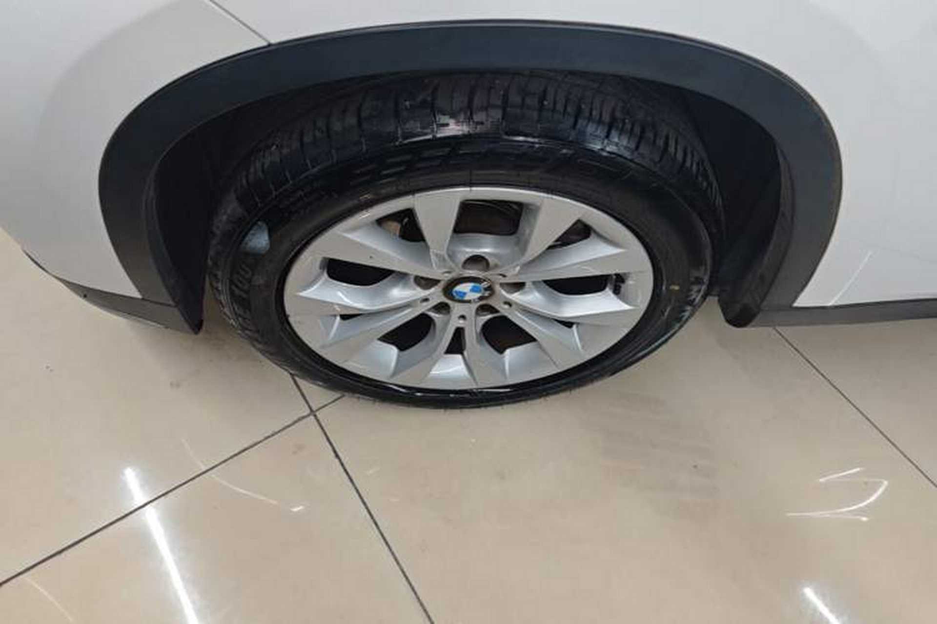 Used BMW X1 2014 sDrive18i Fashion Model Exterior 4