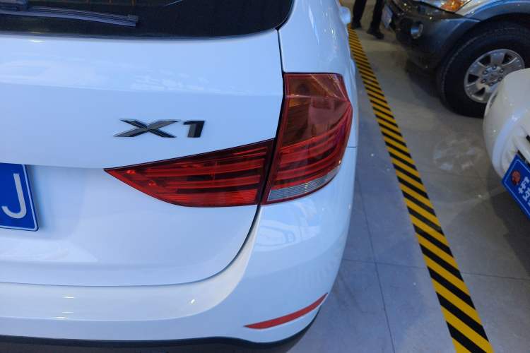 Used BMW X1 2014 sDrive18i Fashion Model Exterior 6