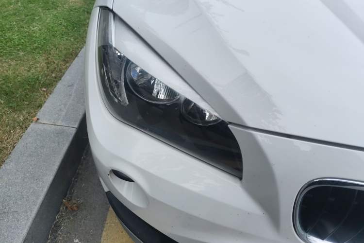 Used BMW X1 2014 sDrive18i manual model Exterior 6