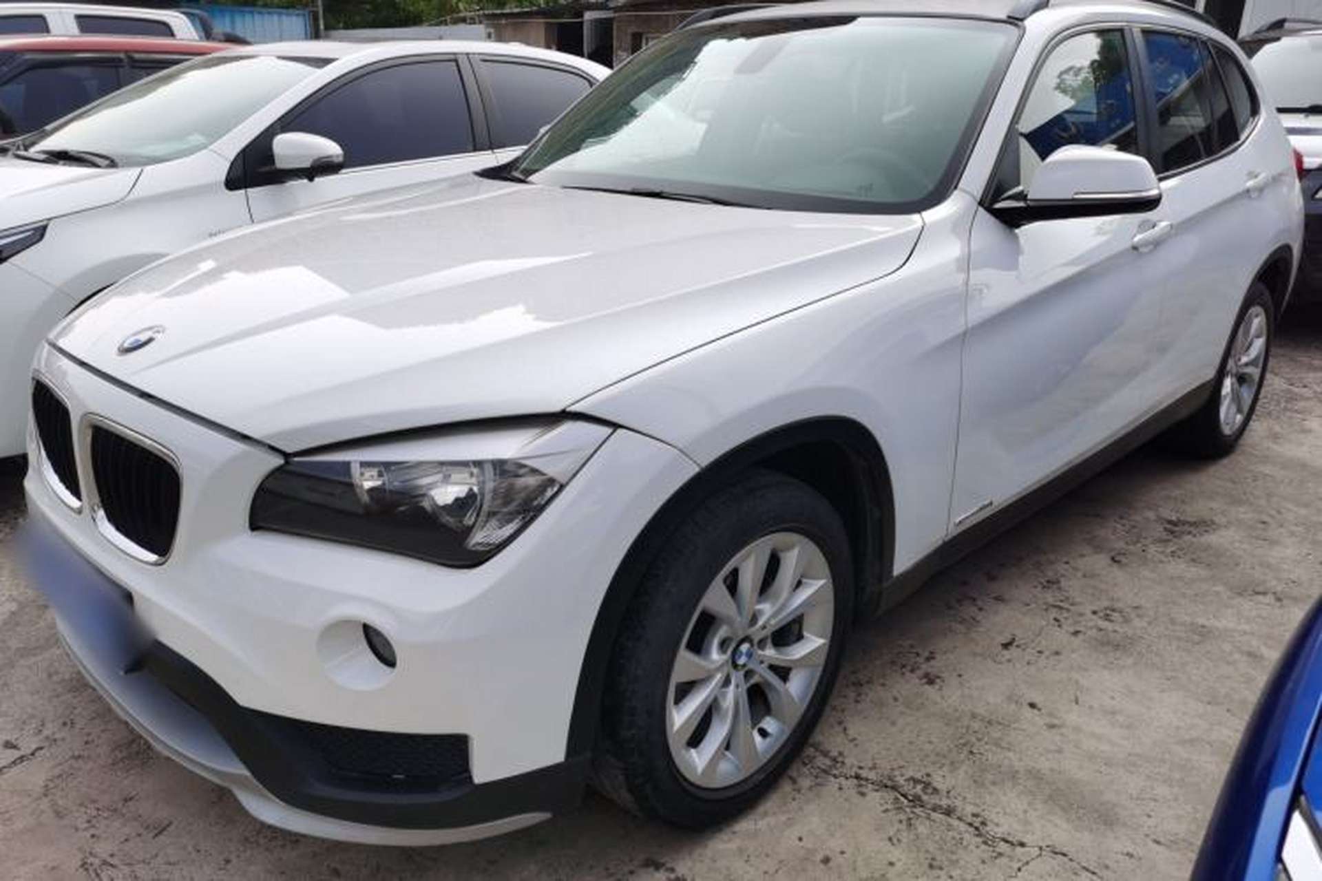 Used BMW X1 2014 sDrive18i Fashion Model Front Left 45 Deg