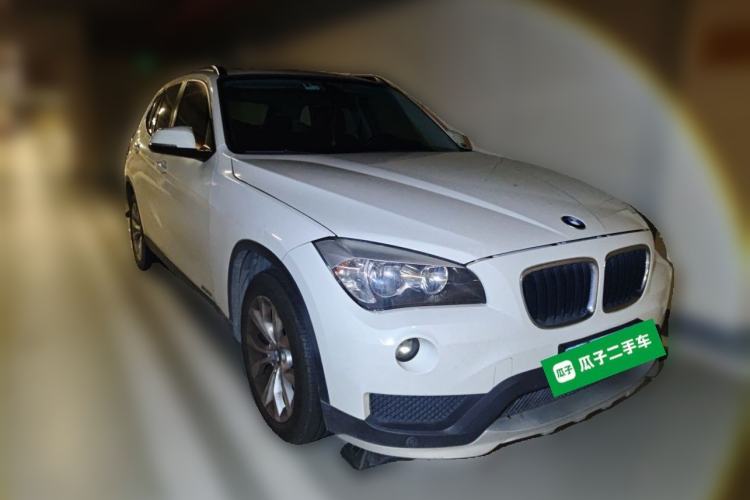 Used BMW X1 2014 sDrive18i Fashion Model Front Right 45 Deg