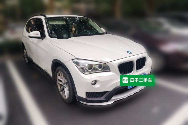 Used BMW X1 2014 sDrive18i Leading Model Front Right 45 Deg
