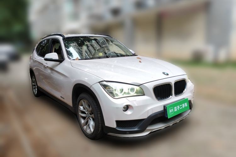Used BMW X1 2014 sDrive18i Leading Model Front Right 45 Deg