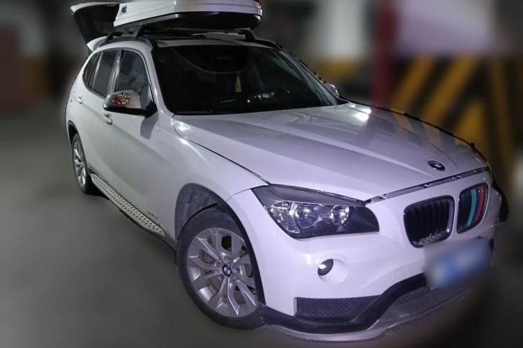 Used BMW X1 2014 sDrive18i Fashion Model Front Right 45 Deg