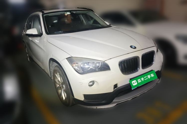 Used BMW X1 2014 sDrive18i Fashion Model Front Right 45 Deg