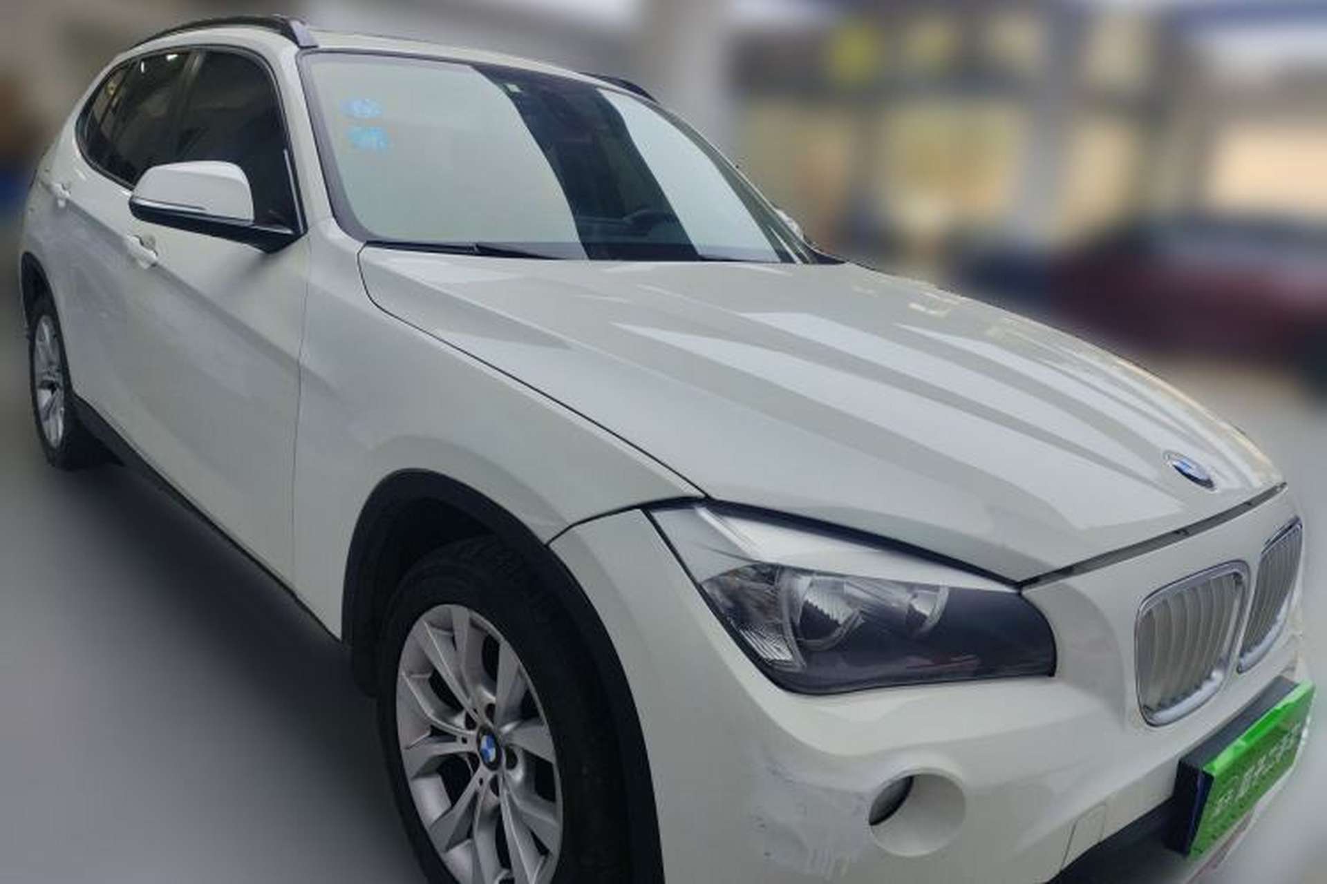 Used BMW X1 2014 sDrive18i Fashion Model Front Right 45 Deg