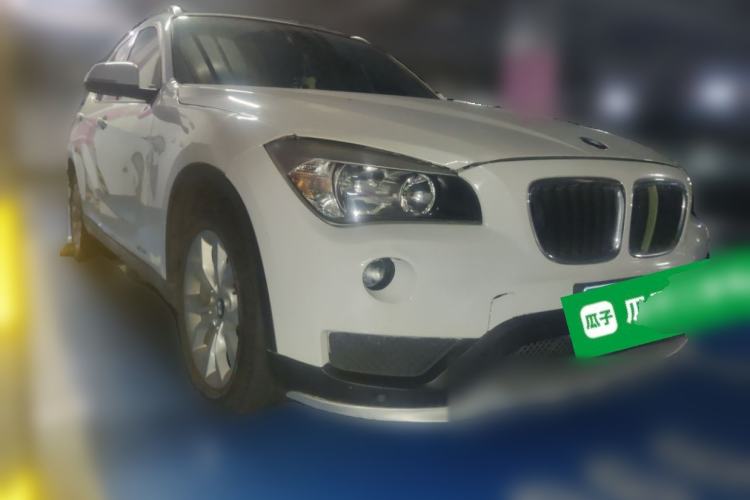 Used BMW X1 2014 sDrive18i Fashion Model Front Right 45 Deg