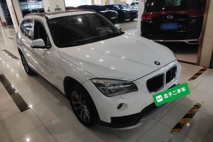 Used BMW X1 2014 sDrive18i Leading Model Front Right 45 Deg
