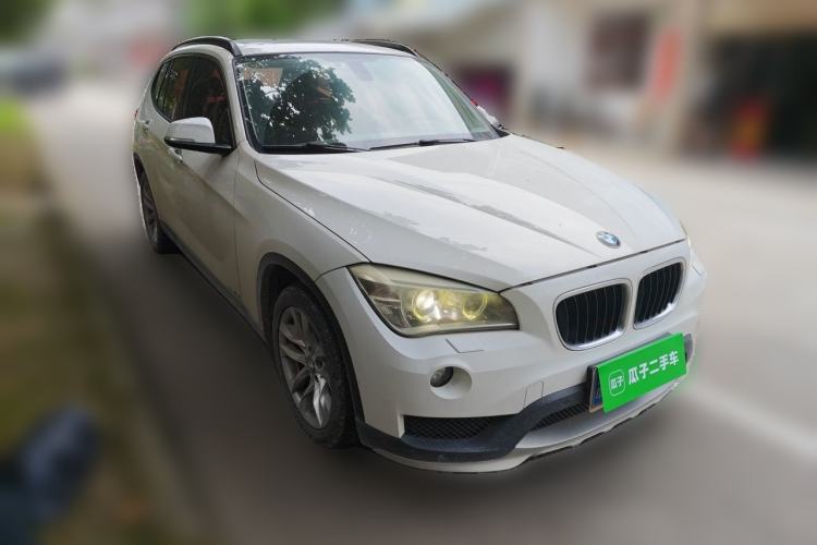 Used BMW X1 2014 sDrive18i Leading Model Front Right 45 Deg