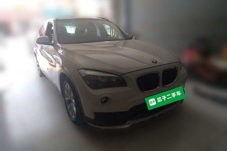 Used BMW X1 2014 sDrive18i Fashion Model Front Right 45 Deg