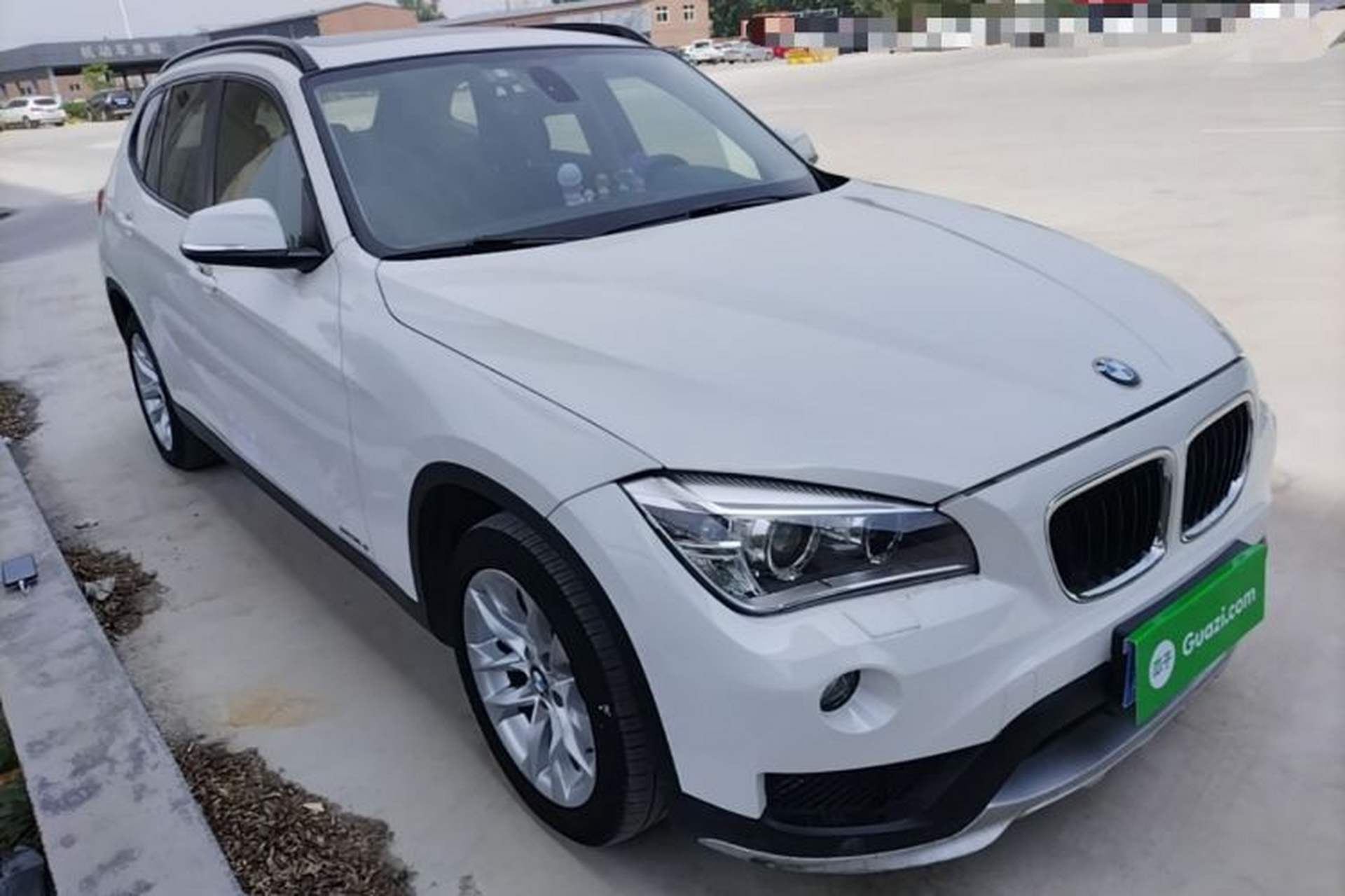 Used BMW X1 2014 sDrive18i Leading Model Front Right 45 Deg