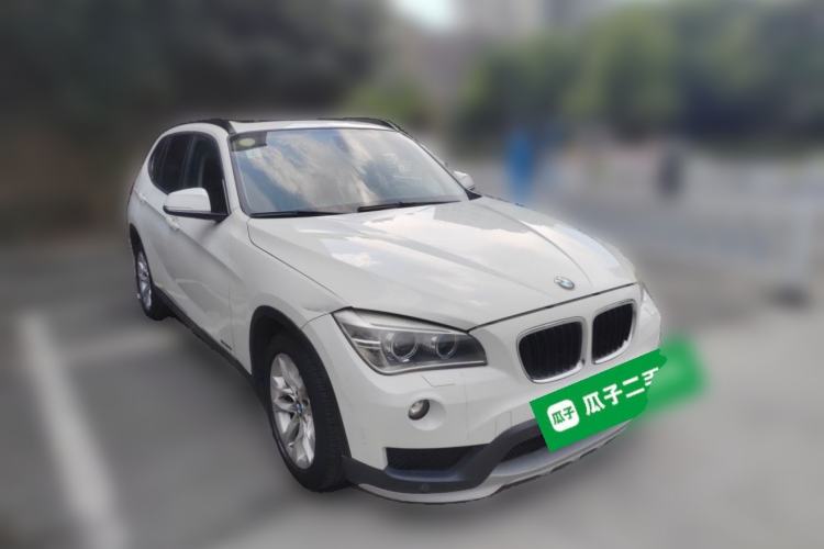 Used BMW X1 2014 sDrive18i Leading Model Front Right 45 Deg