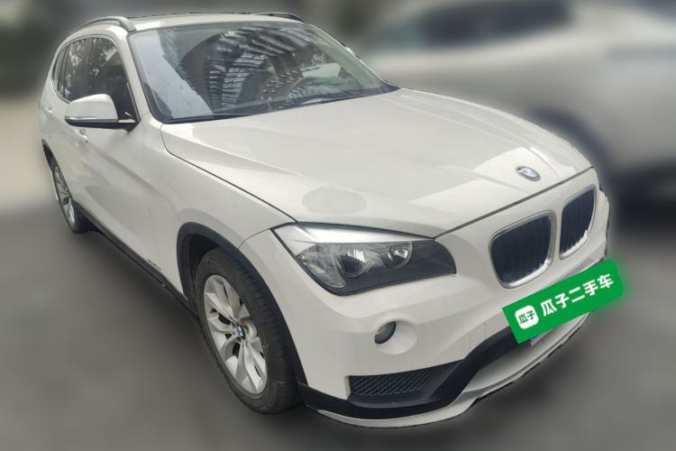 Used BMW X1 2014 sDrive18i Fashion Model Front Right 45 Deg