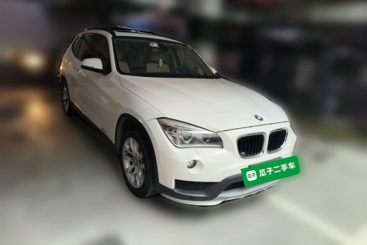 Used BMW X1 2014 sDrive18i Leading Model Front Right 45 Deg