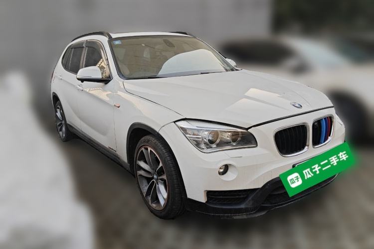 Used BMW X1 2014 sDrive20i Sports Design Package Front Right 45 Deg