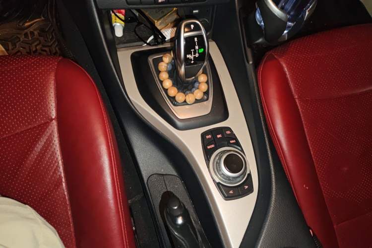 Used BMW X1 2014 sDrive18i Fashion Model Gear Lever