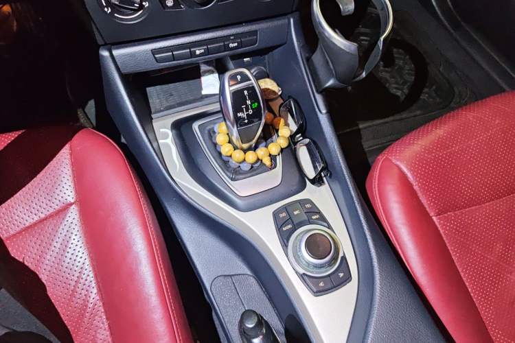 Used BMW X1 2014 sDrive18i Fashion Model Gear Lever