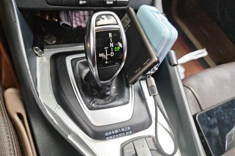 Used BMW X1 2014 sDrive18i Fashion Model Gear Lever