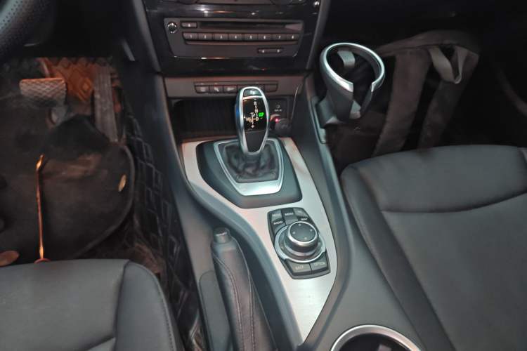 Used BMW X1 2014 sDrive18i Leading Model Gear Lever